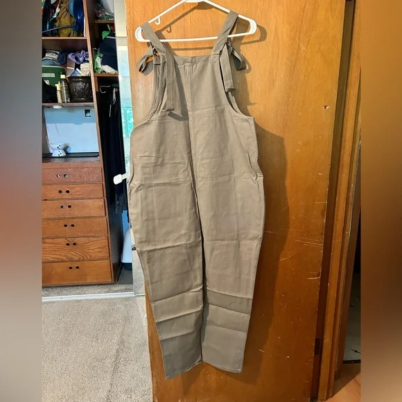 Stone Lucy and Yak Dungarees - Picture 4 of 7